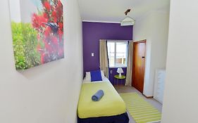 Ducks & Drakes Boutique Motel & Backpackers